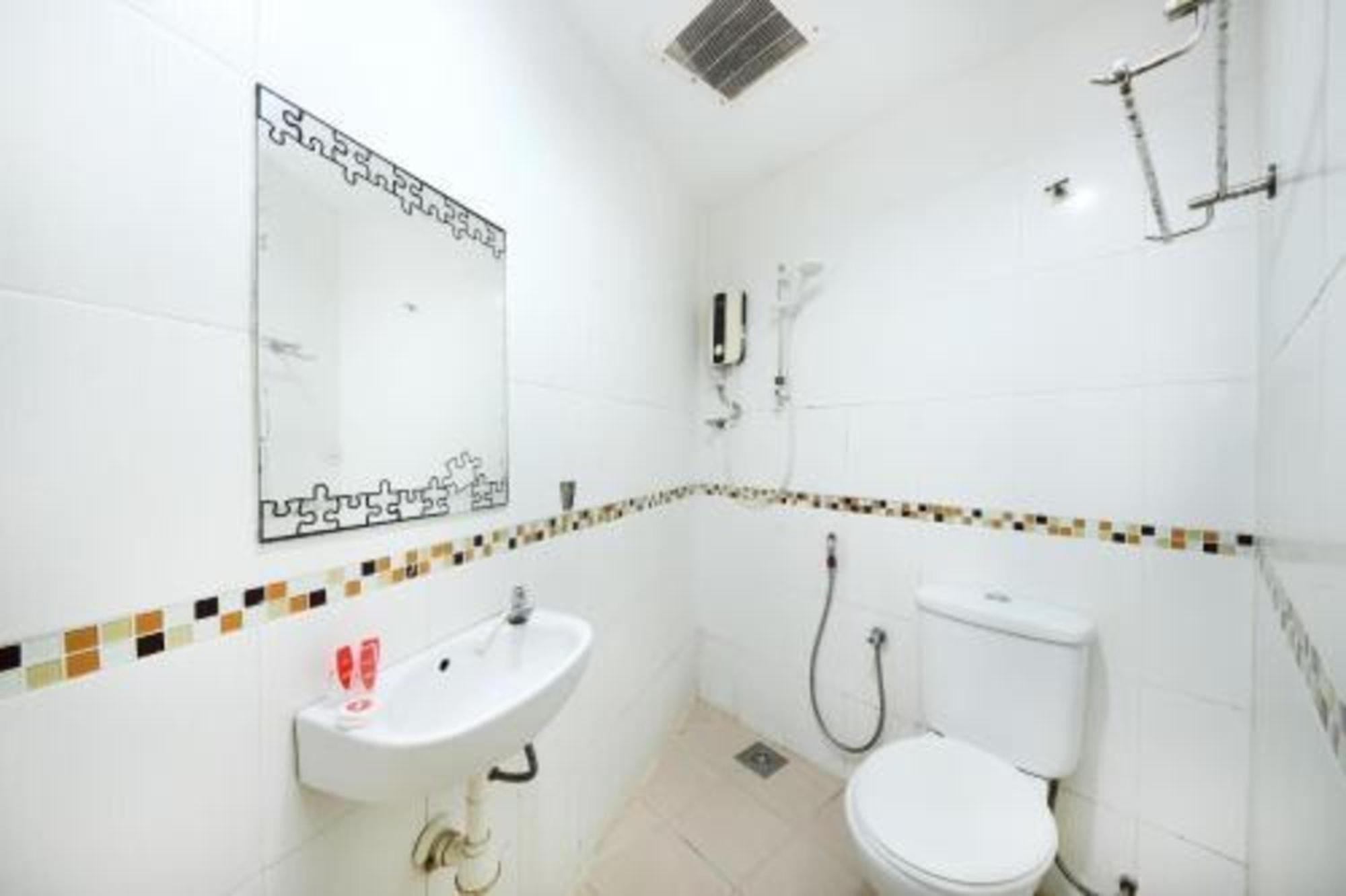 Oyo 1055 Batu Caves Star Hotel Екстер'єр фото